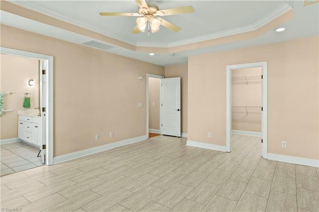 5905 Kenville Green Circle, Kernersville, NC 27284