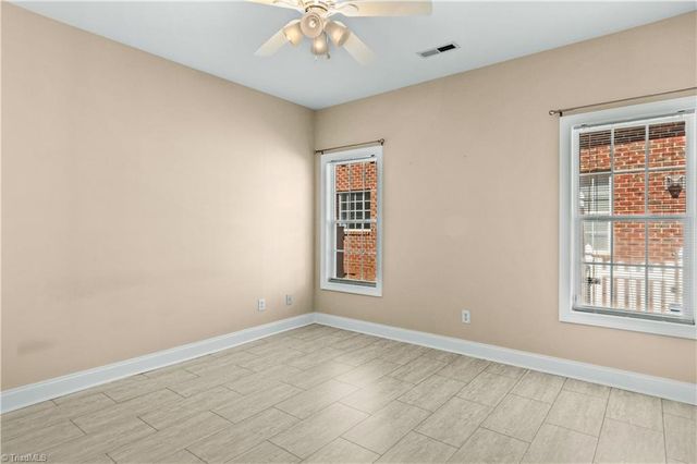 5905 Kenville Green Circle, Kernersville, NC 27284