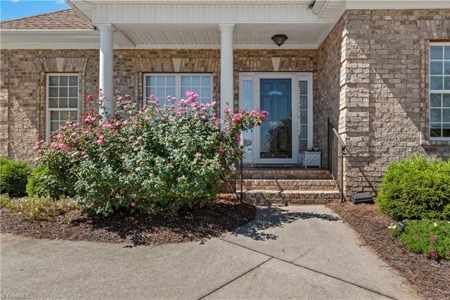 5905 Kenville Green Circle, Kernersville, NC 27284