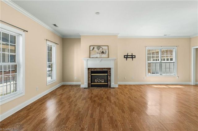 5905 Kenville Green Circle, Kernersville, NC 27284