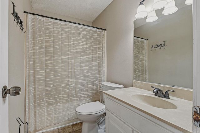 121 County Road 465, Jonesboro, AR 72404