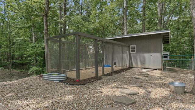 121 County Road 465, Jonesboro, AR 72404