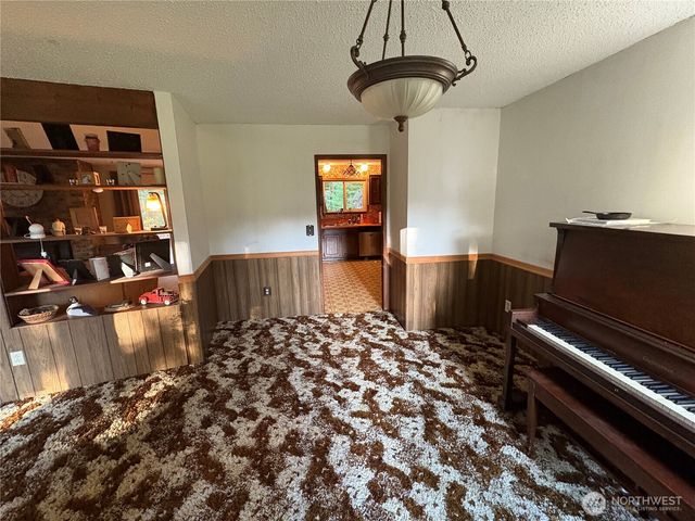 41 Hoquiam Wishkah Road, Hoquiam, WA 98550