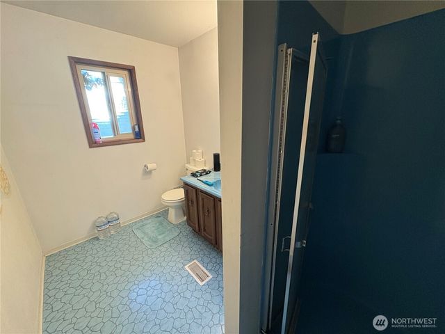 41 Hoquiam Wishkah Road, Hoquiam, WA 98550