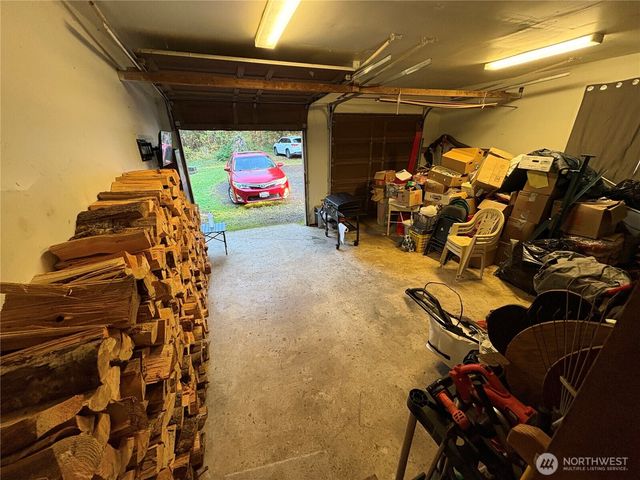 41 Hoquiam Wishkah Road, Hoquiam, WA 98550