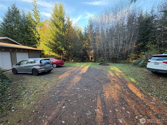 41 Hoquiam Wishkah Road, Hoquiam, WA 98550