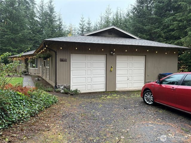 41 Hoquiam Wishkah Road, Hoquiam, WA 98550