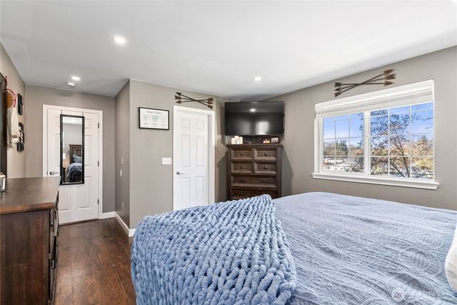 35616 94th Avenue S, Mckenna, WA 98558