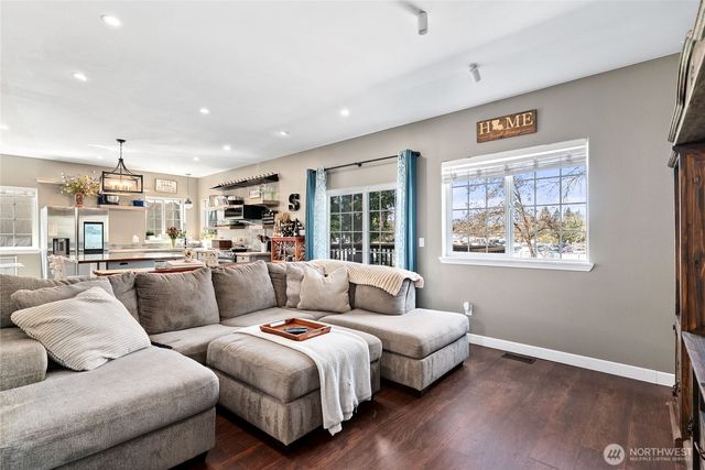 35616 94th Avenue S, Mckenna, WA 98558