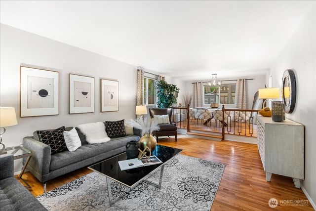 14072 117th Avenue NE, Kirkland, WA 98034