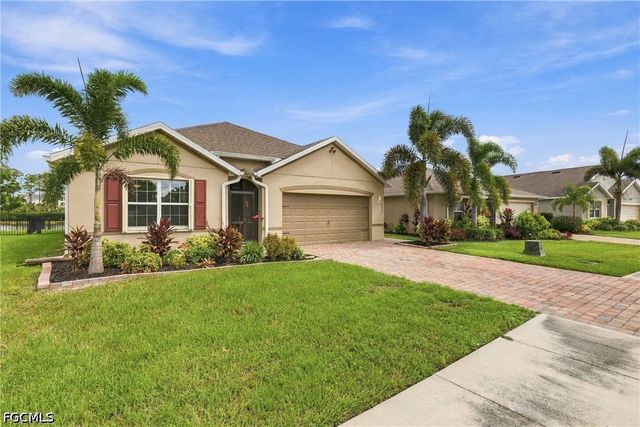 2717 Foralesca CT, Cape Coral, FL 33909