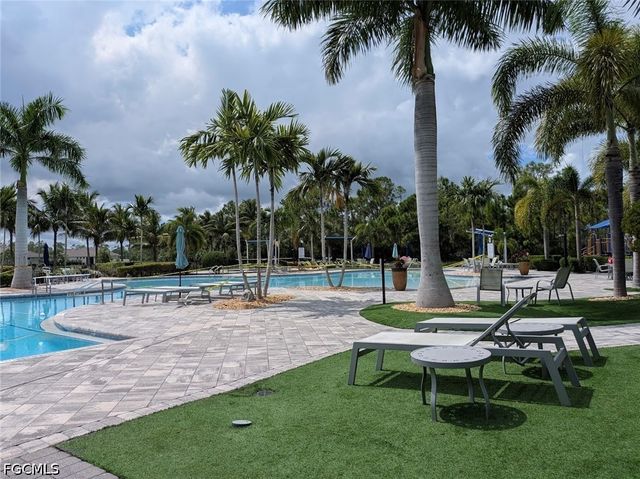 2717 Foralesca CT, Cape Coral, FL 33909