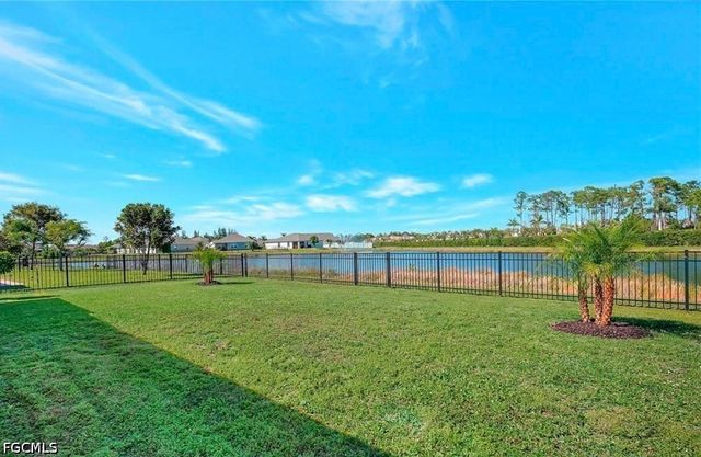 2717 Foralesca CT, Cape Coral, FL 33909