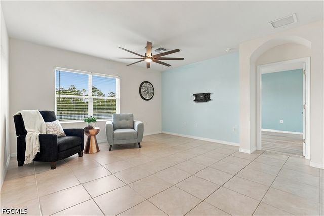 2717 Foralesca CT, Cape Coral, FL 33909