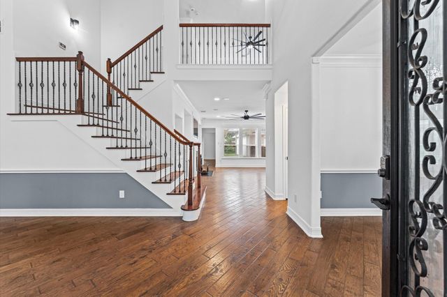 10201 Forest Spring Lane, Pearland, TX 77584