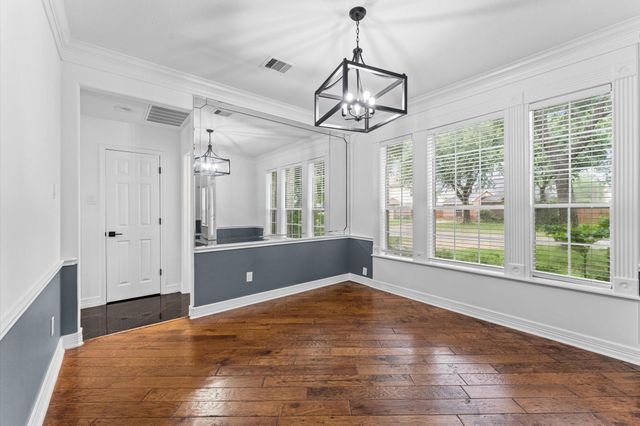 10201 Forest Spring Lane, Pearland, TX 77584