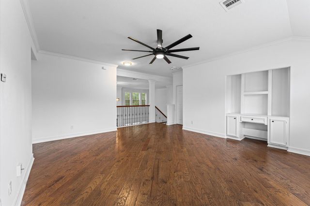 10201 Forest Spring Lane, Pearland, TX 77584