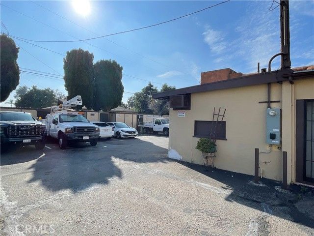 1852 W 17th, Santa Ana, CA 92706