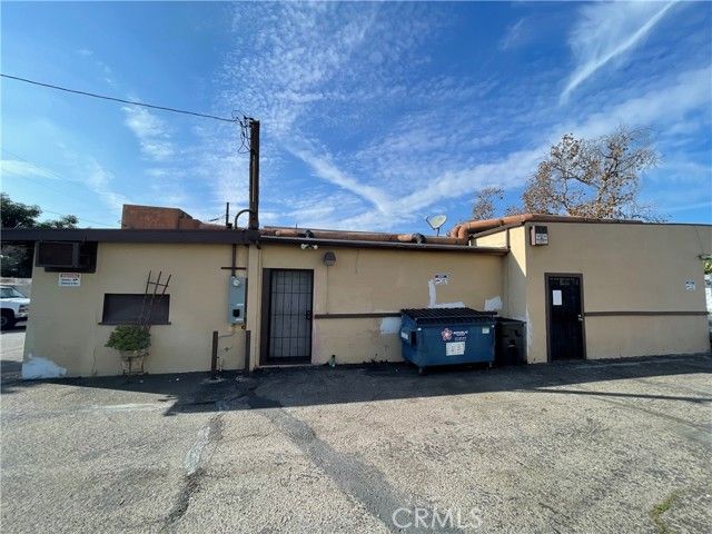1852 W 17th, Santa Ana, CA 92706