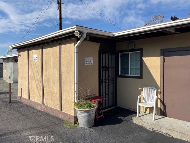 1852 W 17th, Santa Ana, CA 92706