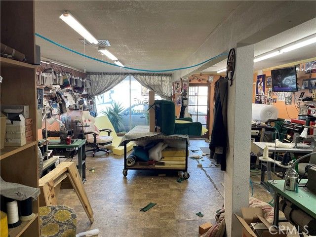 1852 W 17th, Santa Ana, CA 92706