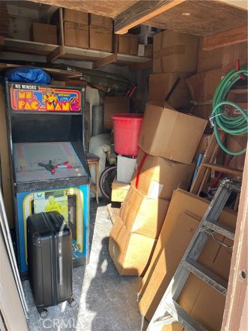 1852 W 17th, Santa Ana, CA 92706