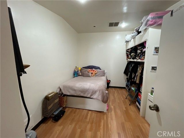 1852 W 17th, Santa Ana, CA 92706