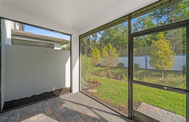 27889 Radiant CT, Bonita Springs, FL 34135