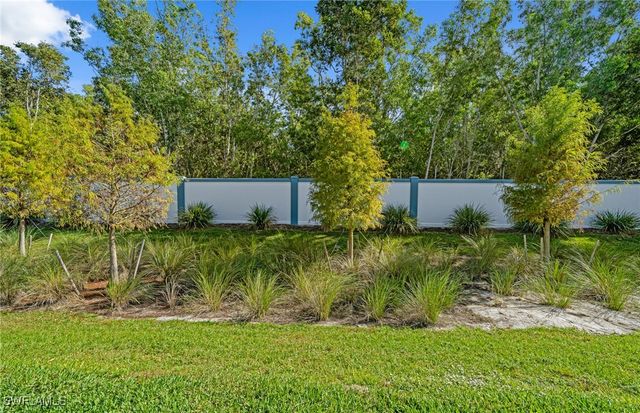 27889 Radiant CT, Bonita Springs, FL 34135