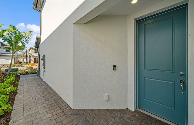 27889 Radiant CT, Bonita Springs, FL 34135