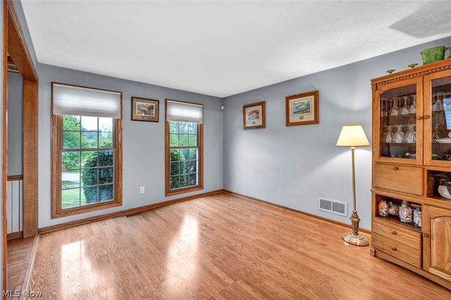 139 Mccleary Court, Northfield, OH 44067