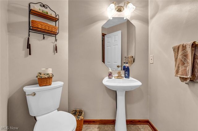 139 Mccleary Court, Northfield, OH 44067