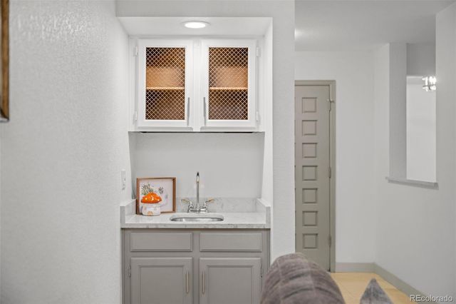 1408 E Nichols Circle, Centennial, CO 80122