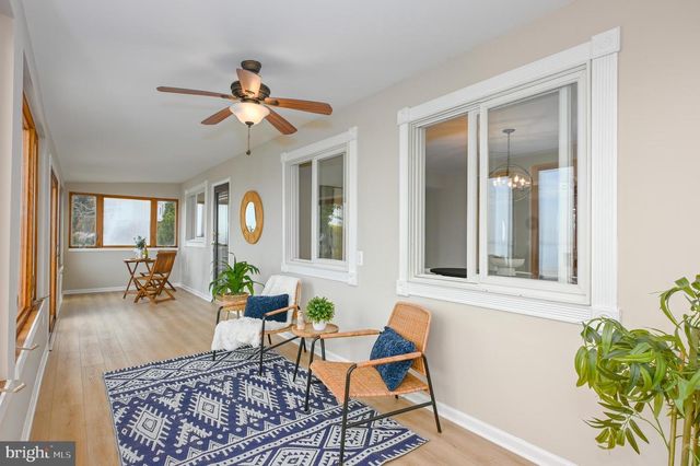 2142 LAKE DR, Pasadena, MD 21122