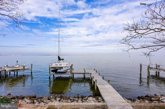 2142 LAKE DR, Pasadena, MD 21122