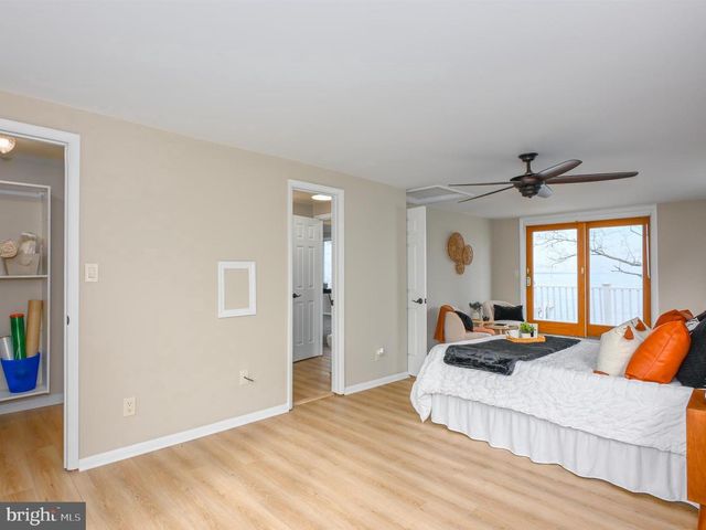 2142 LAKE DR, Pasadena, MD 21122