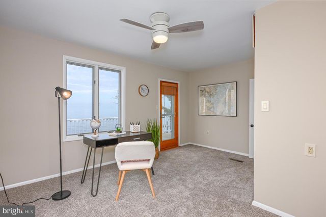 2142 LAKE DR, Pasadena, MD 21122