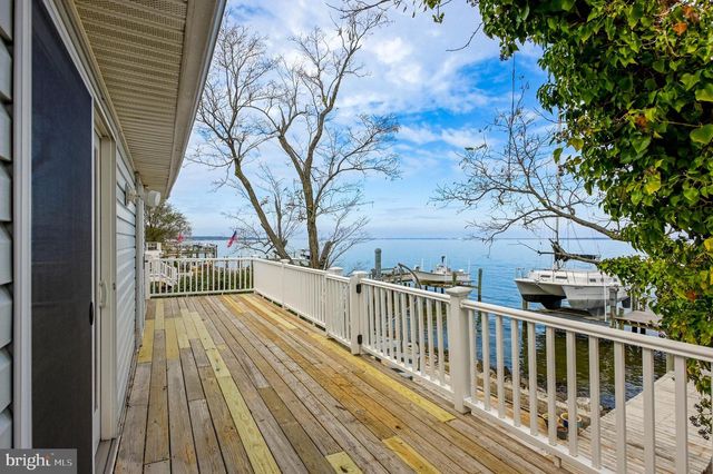 2142 LAKE DR, Pasadena, MD 21122