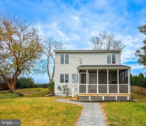 2142 LAKE DR, Pasadena, MD 21122