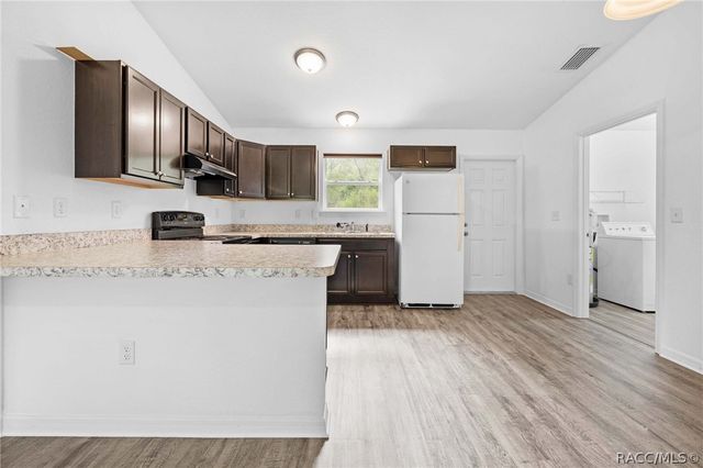 2549 W Castania Drive, Citrus Springs, FL 34434