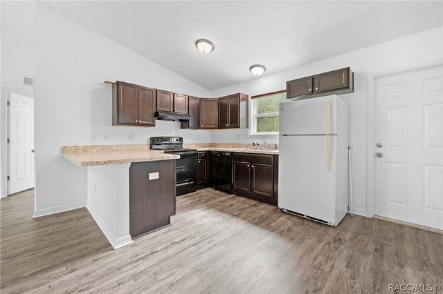 2549 W Castania Drive, Citrus Springs, FL 34434