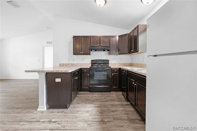 2549 W Castania Drive, Citrus Springs, FL 34434