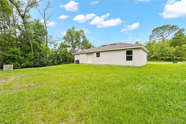 2549 W Castania Drive, Citrus Springs, FL 34434