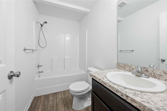 2549 W Castania Drive, Citrus Springs, FL 34434