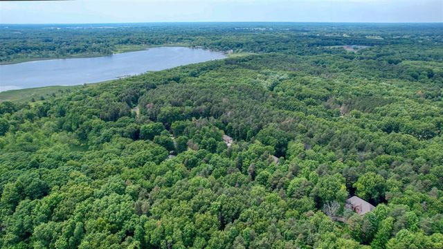 7003 Sanctuary Drive, Jackson, MI 49201