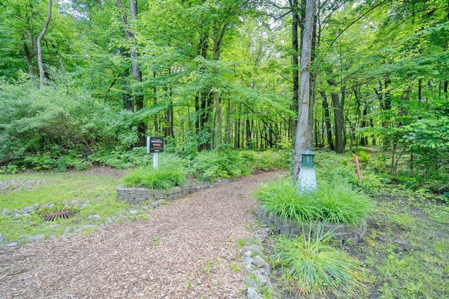 7003 Sanctuary Drive, Jackson, MI 49201