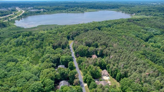 7003 Sanctuary Drive, Jackson, MI 49201