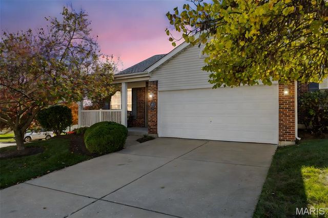 491 Angelique Place, St Charles, MO 63303