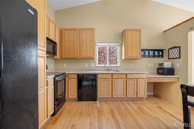 491 Angelique Place, St Charles, MO 63303