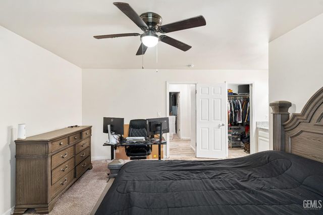 421 Chris Avenue, Shafter, CA 93263